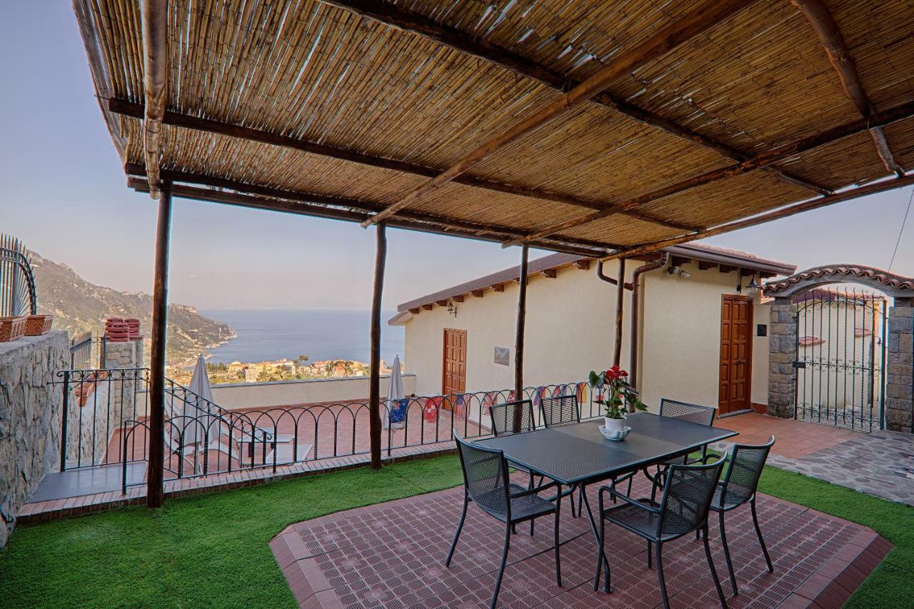 Appartamento Ilaria In Villa Laura Скала Экстерьер фото